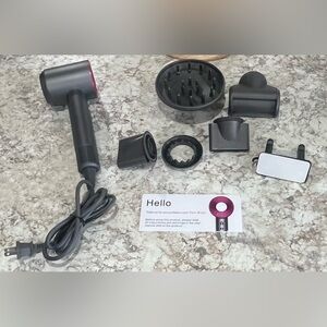 NEW LEAFLESS HAIR DRYER (SIMILAR TO DYSON)